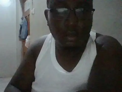 Snapshot of honeyswit chatting on 10, 10, 2025 honeyswit online show from 10, 10, 2025