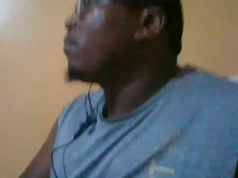 Snapshot of honeyswit chatting on 12, 10, 2025 honeyswit online show from 12, 10, 2025