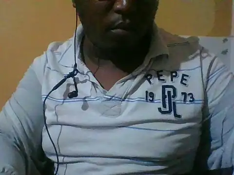 Snapshot of honeyswit chatting on 28, 10, 2025 honeyswit online show from 28, 10, 2025