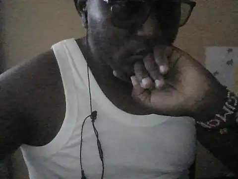 Snapshot of honeyswit chatting on 16, 11, 2025 honeyswit online show from 16, 11, 2025