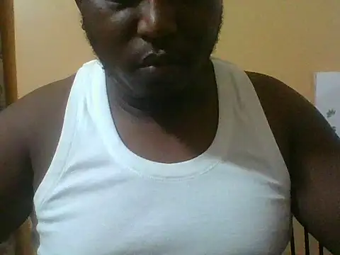 Snapshot of honeyswit chatting on 2, 12, 2025 honeyswit online show from 2, 12, 2025