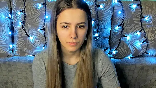 MaggieCake online show from 27, 2, 2025