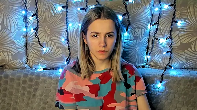 MaggieCake online show from 14, 3, 2025