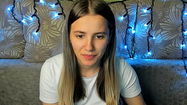 MaggieCake online show from 21, 10, 2025