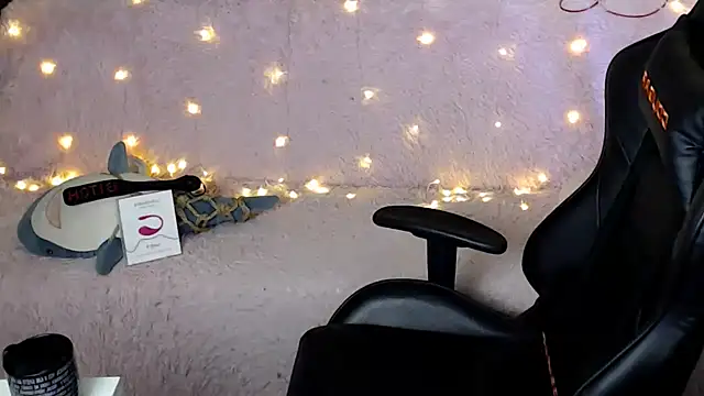 Snapshot of Ginger_Stay chatting on 15, 3, 2025 Ginger Stay online show from 15, 3, 2025