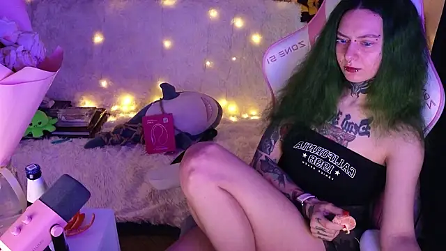 Ginger Stay online show from 2, 2, 2026