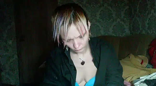 Snapshot of WildMissNiks chatting on 10, 12, 2024 WildMissNiks online show from 10, 12, 2024