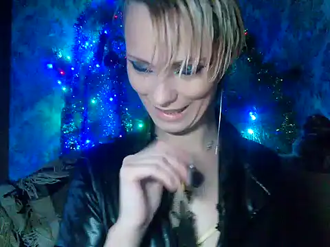 Snapshot of WildMissNiks chatting on 28, 12, 2024 WildMissNiks online show from 28, 12, 2024