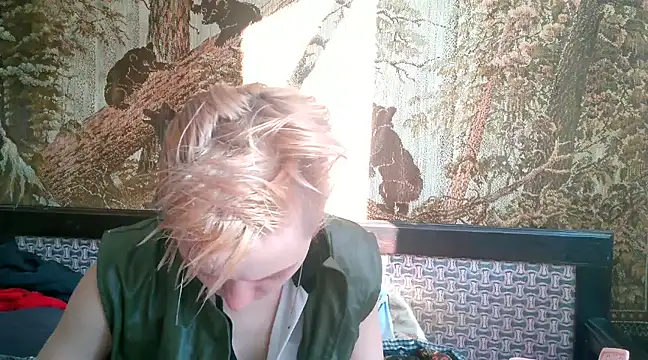 Snapshot of WildMissNiks chatting on 18, 2, 2025 WildMissNiks online show from 18, 2, 2025