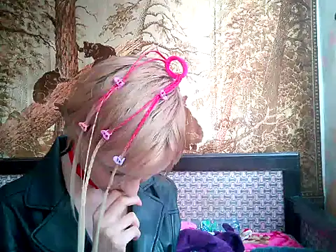 Snapshot of WildMissNiks chatting on 25, 2, 2025 WildMissNiks online show from 25, 2, 2025