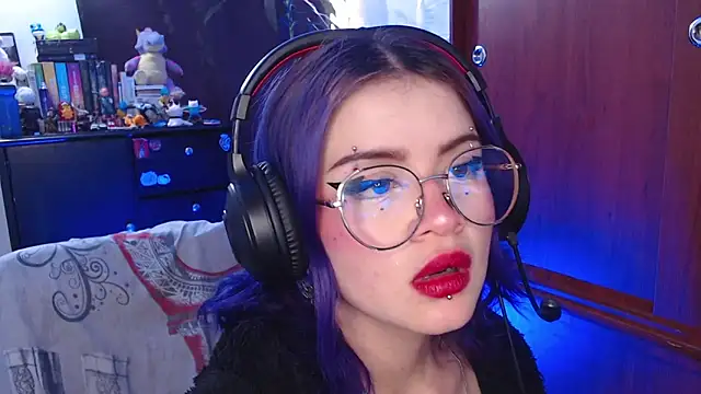 Snapshot of Raventh_ chatting on 21, 10, 2025 Raventh online show from 21, 10, 2025