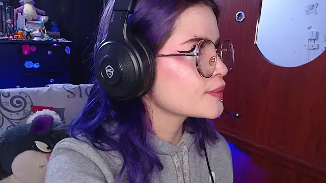 Snapshot of Raventh_ chatting on 26, 10, 2025 Raventh online show from 26, 10, 2025