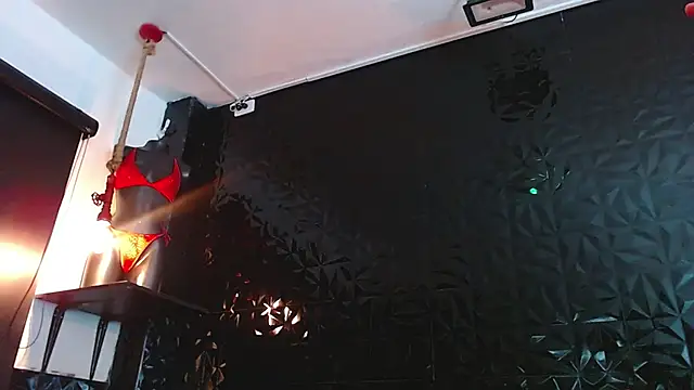Snapshot of PINK__LOLA1 chatting on 19, 12, 2024 PINK LOLA1 online show from 19, 12, 2024