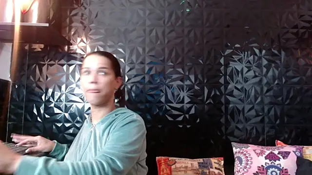 Snapshot of PINK__LOLA1 chatting on 9, 10, 2025 PINK LOLA1 online show from 9, 10, 2025