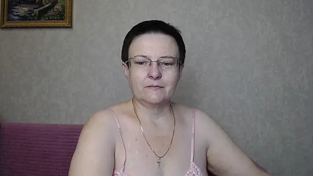 Snapshot of MargieEvans chatting on 10, 11, 2025 MargieEvans online show from 10, 11, 2025