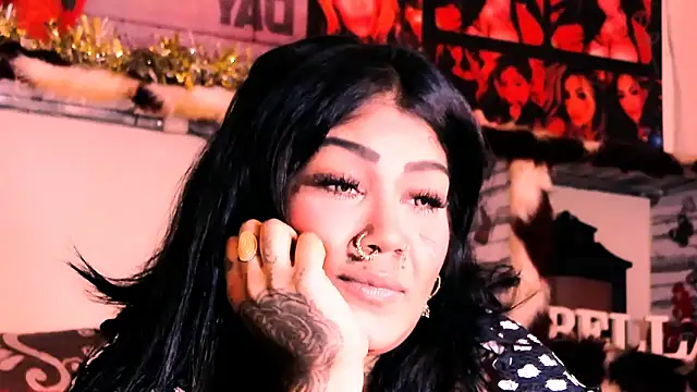 Snapshot of indian_dreamgirl chatting on 18, 12, 2025 indian dreamgirl online show from 18, 12, 2025