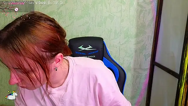 DanaMartina online show from 2, 12, 2025