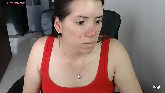 spicey latina online show from 31, 5, 2026