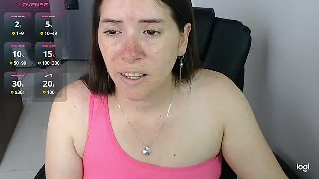 spicey latina online show from 2, 6, 2026
