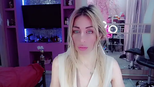 AnnieGOld  online show from 15, 12, 2025