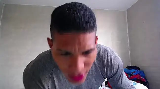 Snapshot of teddyfit19cm chatting on 19, 2, 2025 teddyfit19cm online show from 19, 2, 2025