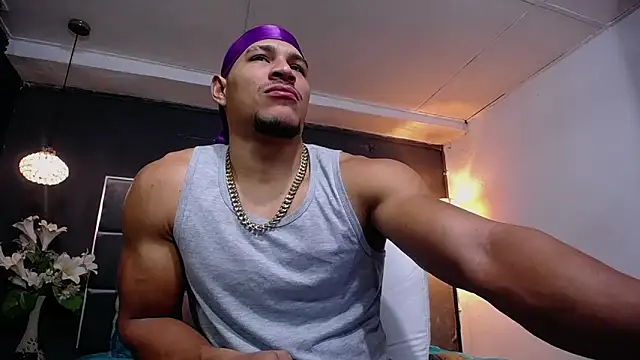 Snapshot of teddyfit19cm chatting on 12, 9, 2025 teddyfit19cm online show from 12, 9, 2025