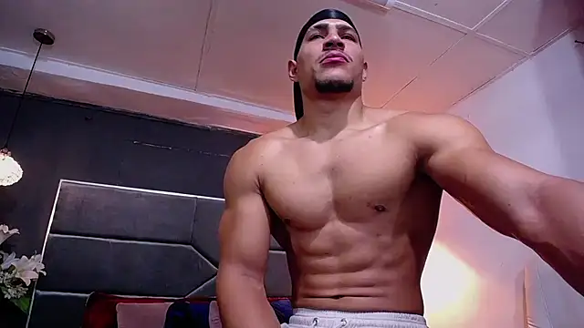 Snapshot of teddyfit19cm chatting on 23, 9, 2025 teddyfit19cm online show from 23, 9, 2025