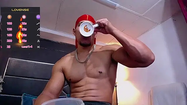 Snapshot of teddyfit19cm chatting on 6, 11, 2025 teddyfit19cm online show from 6, 11, 2025