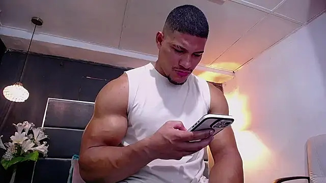 Snapshot of teddyfit19cm chatting on 15, 11, 2025 teddyfit19cm online show from 15, 11, 2025