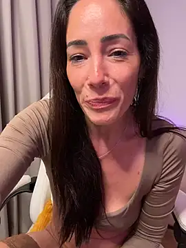 Snapshot of SweeetAlegra chatting on 3, 3, 2025 SweeetAlegra online show from 3, 3, 2025