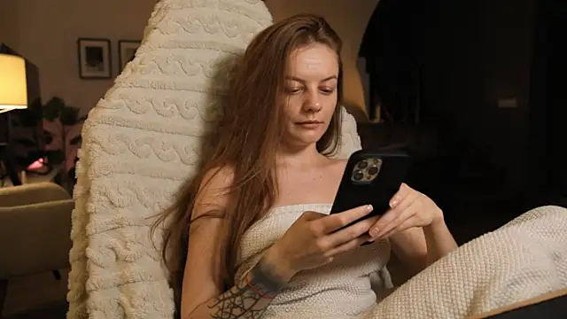 Snapshot of LadyInBad chatting on 11, 1, 2025 LadyInBad online show from 11, 1, 2025
