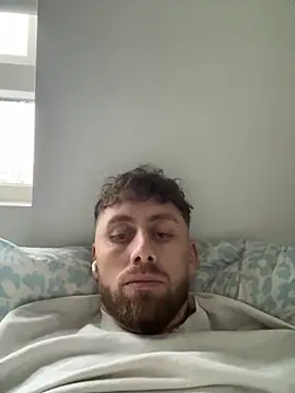 Snapshot of Cata9407 chatting on 30, 11, 2025 Cata9407 online show from 30, 11, 2025