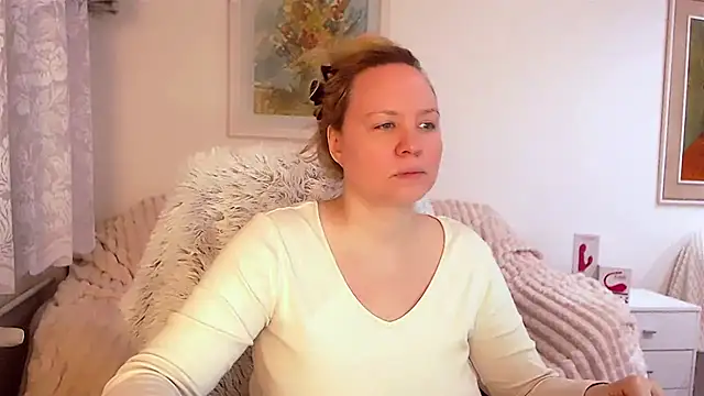 Sarah4you online show from 11, 2, 2025