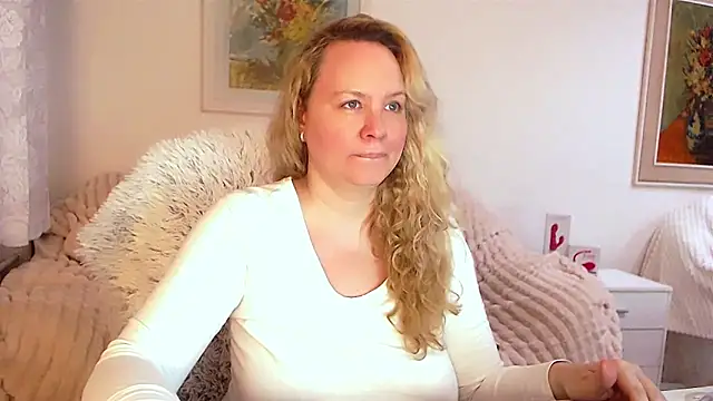 Sarah4you online show from 13, 2, 2025