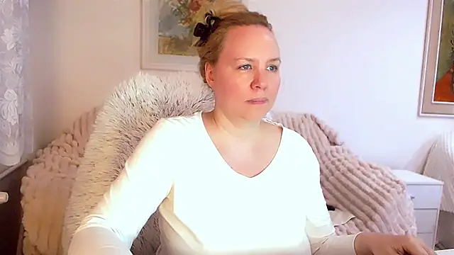 Sarah4you online show from 8, 3, 2025