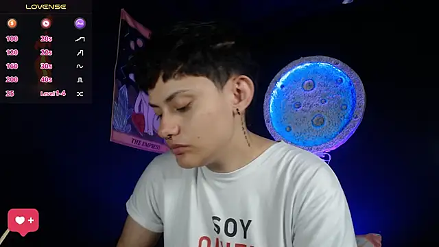 girl intense444 online show from 14, 1, 2026