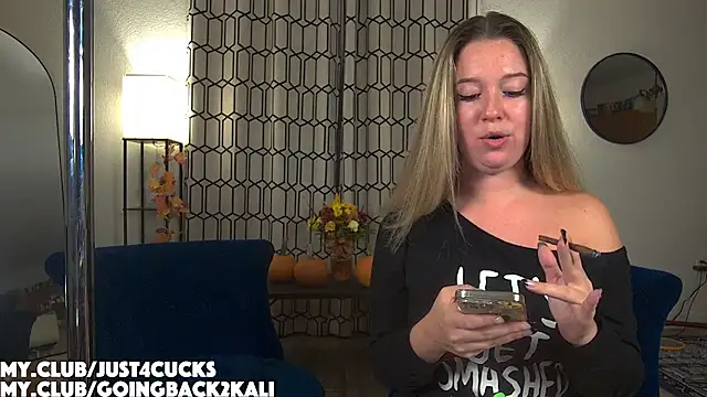 Snapshot of boomboomr00m chatting on 26, 10, 2025 boomboomr00m online show from 26, 10, 2025