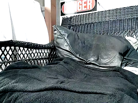 Snapshot of HungHawaiian808@xh chatting on 31, 10, 2025 HungHawaiian808xh online show from 31, 10, 2025