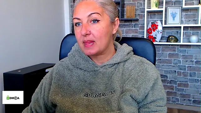 angel devil milf online show from 13, 3, 2026