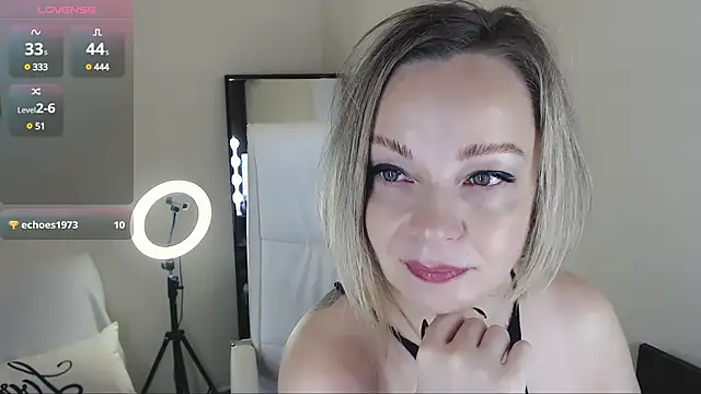 Tilly Eliot online show from 21, 2, 2025