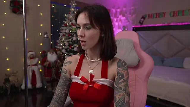 Snapshot of GirlGogo chatting on 24, 12, 2024 GirlGogo online show from 24, 12, 2024