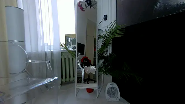 Snapshot of SofiaFoster_ chatting on 6, 10, 2025 SofiaFoster online show from 6, 10, 2025