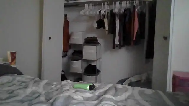 Snapshot of persephone332 chatting on 2, 10, 2025 persephone332 online show from 2, 10, 2025