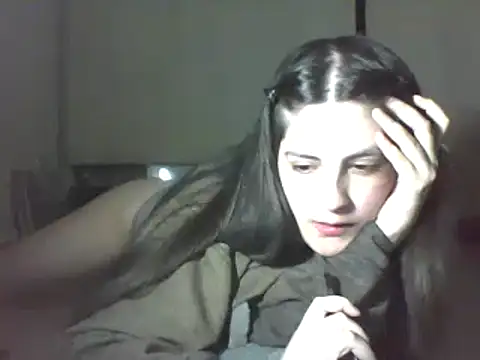 Snapshot of Insomniacl chatting on 21, 12, 2024 Insomniacl online show from 21, 12, 2024