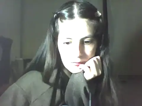 Snapshot of Insomniacl chatting on 5, 2, 2025 Insomniacl online show from 5, 2, 2025