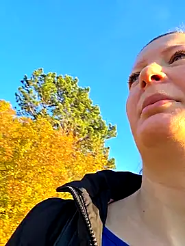 Analimado18 online show from 1, 11, 2025