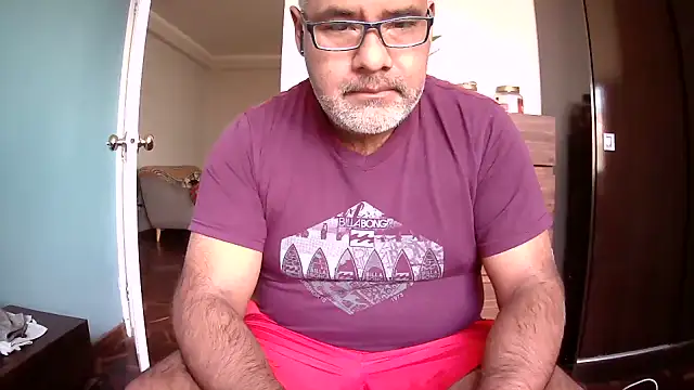 Snapshot of PhillDrake11 chatting on 28, 5, 2026 PhillDrake11 online show from 28, 5, 2026