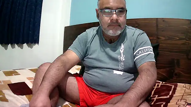 Snapshot of PhillDrake11 chatting on 1, 6, 2026 PhillDrake11 online show from 1, 6, 2026