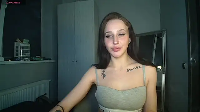 Snapshot of AliceTurnOn chatting on 19, 3, 2026 AliceTurnOn online show from 19, 3, 2026