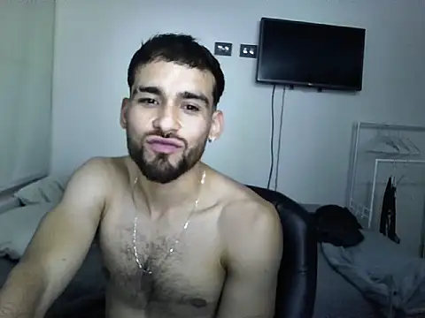 Snapshot of Emanuell__ chatting on 13, 10, 2025 Emanuell   online show from 13, 10, 2025